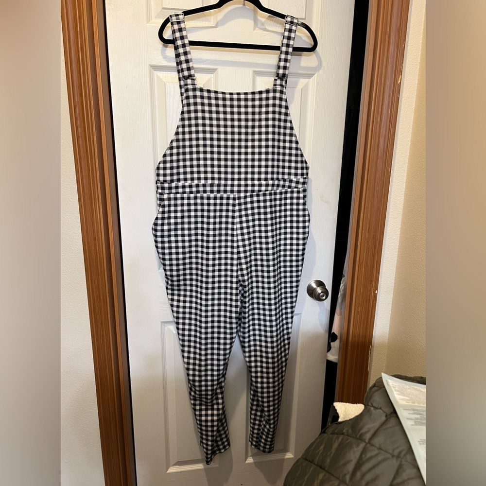 SHEIN curvy black and white plaid bib jumpsuit